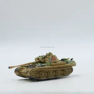 定制廉价玩具行李箱图塑料模型坦克