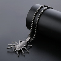 Collier en corde personnalisé tendance hip-hop pour homme avec pendentif araignée entièrement serti de zirconias de qualité supérieure