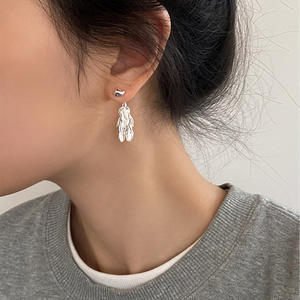 Pendientes de Diseño con Borla de Metal en Forma de Espiga de Trigo para Mujer, Estilo Ligero y Lujoso, Sencillo y Moderno, Combinan con Todo - Product Image 5