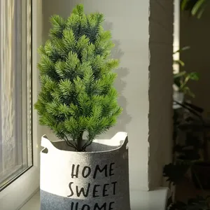 Albero di Natale Artificiale in Plastica per Esterni, 1 Pezzo, con Picchetto da Terra, Resistente ai Raggi UV, Senza Necessità di Elettricità, per Giardino, Prato, Cortile - Product Image 6