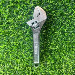 ประแจปรับได้ 6 นิ้ว 150 มม. ขากรรไกรแบบหยัก เกรดอุตสาหกรรม เหล็ก 45 เกรด ใช้งานด้วยมือแบบปลายเดียว - Product Image 5