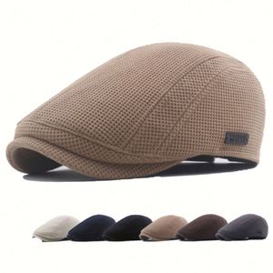 Wholesale Spring Autumn Winter Warm Knnited Cap Beret Flat Top Ivy <b>Hat</b> <b>for</b> Men - Product Image 1