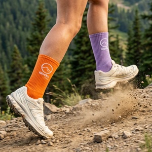 Chaussettes de sport tricotées personnalisées avec logo ODM, chaussettes athlétiques légères en coton peigné rembourrées, confortables pour le tennis - Product Image 2