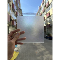 Plaque diffuseur de lumière en polycarbonate givré moderne pour toiture plate, idéale pour les applications hôtelières
