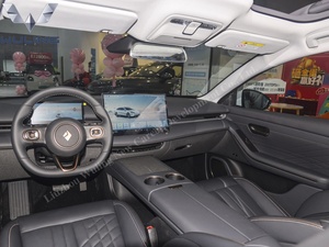 Wuling Baojun Xiangjing berline électrique mini véhicule hybride nouvelle énergie de Chine 4x4 4 portes 5 places réservation paiement accepté - Product Image 2