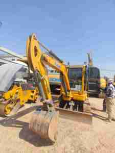 Excavatrice sur chenilles d'occasion XE35U, petite pelleuse de 3,5 tonnes à vendre - Product Image 3