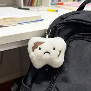 Peluche de dientes 3D suaves y duraderos con diseño de dientes cariados, para la salud dental, colgante para mochila escolar, llavero, regalo - Product Image 5