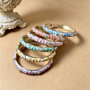 Wholesale Women's Christian Vintage Ethnic Alloy Bangles Colorful Oil Drip Colorfast Electroplating Diamond Flower Relief - Product Image 2