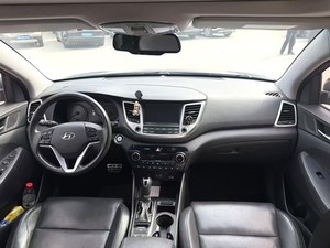 Hyundai <span class=keywords><strong>Tucson</strong></span> 2015 Usada, 1.6T AWD Automática, Edición Superior SUV de Lujo, Título Limpio y Lista para Exportar - Product Image 6