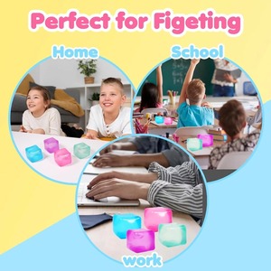 Cube anti-stress, balles anti-stress pour adultes et enfants, jouet sensoriel en forme de glaçon carré avec rembourrage rose et bleu - Product Image 5