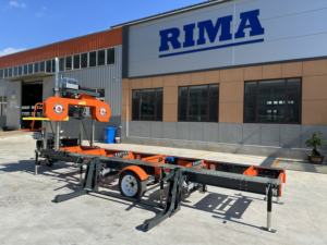 Segheria RIMA con Larghezza di Taglio di 36 Pollici e Supporto di Sollevamento Idraulico, Processore di Tronchi Montato su Rimorchio per Macchinari Forestali Efficienti - Product Image 3