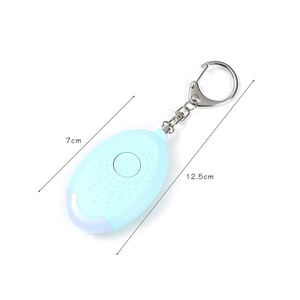 Alarma Personal con Llavero, Sirena de 130dB, Linterna LED, Resistente al Agua IP65, Dispositivo de Autodefensa Antilobos para la Seguridad de las Mujeres - Product Image 3