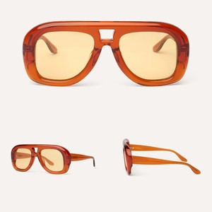 Gafas de Sol Rectangulares con Montura Completa Color Ámbar, Lentes con Protección Anti Luz Azul, Unisex, Estilo Casual para Adultos - Product Image 6