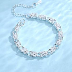 Vendita all'ingrosso calda di rame segno di coniglio braccialetto di coniglio, coniglio buona fortuna braccialetto regali per il compleanno - Product Image 2