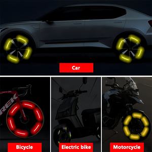 Autocollants réfléchissants brillants pour jantes de <span class=keywords><strong>voiture</strong></span>, bandes décoratives pour auto, autocollants de sécurité nocturne pour <span class=keywords><strong>voiture</strong></span>, moto et vélo - Product Image 6