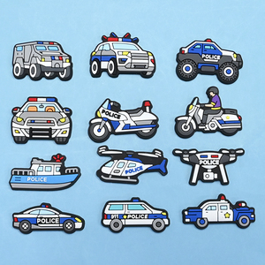 2025 breloques de chaussures de haute qualité en PVC souple diverses breloques de chaussures de voiture de police mignonnes pour sabot - Product Image 4