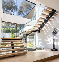 Escalier droit en U moderne CBMmart avec poutre monobloc, marches en chêne massif blanc et garde-corps en verre pour maison
