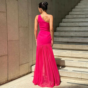 Robe longue élégante asymétrique en maille style vacances, design patchwork, robe de plage d'été à épaules dénudées - Product Image 4