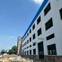 Atelier préfabriqué en structure métallique de grande envergure (2000 m²) à assemblage rapide, bâtiment industriel avec plans d'aménagement professionnels