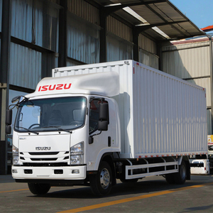 Camionnette Isuzu NPR 700P 4x2 3-5 tonnes, cabine sur châssis, moteur à l'avant, caméra arrière, Euro 6, diesel 4HK1, options de direction assistée - Product Image 1