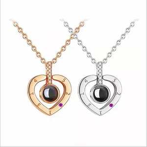 Regalo di San Valentino Collana da Donna a Forma di Cuore in Oro Rosa con 'Ti Amo' in 100 Lingue - Product Image 4