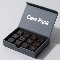 Carton truffé en forme de livre personnalisé Boîtes cadeaux en chocolat rigide avec conception de diviseur magnétique à couvercle rabattable avec insert