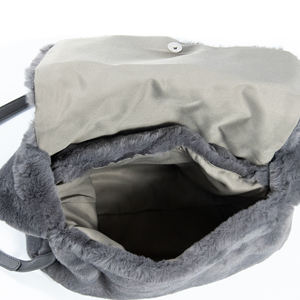 Bolso de mano profesional personalizado de invierno de felpa de color sólido Mini bolso de hombro para mujer - Product Image 5