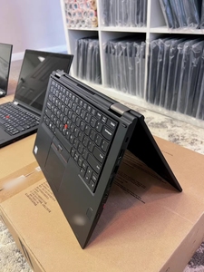 Ordinateur Portable Tactile 2-en-1 <span class=keywords><strong>Lenovo</strong></span> <span class=keywords><strong>ThinkPad</strong></span> <span class=keywords><strong>X390</strong></span> <span class=keywords><strong>Yoga</strong></span> Intel I5 8 Go de RAM Ultra-Fin avec Stylet Usagé - Product Image 2