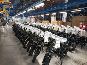 Bicicleta Eléctrica de Montaña para Mujer, 48V 17.4Ah, Batería de Litio, 1000W, Motor Trasero, Cuadro de Aluminio, Neumáticos Gruesos de 26 Pulgadas, Frenos de Disco Hidráulicos - Product Image 5