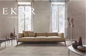 Canapé en tissu matelassé et cuir, meuble de salon <span class=keywords><strong>simple</strong></span> et moderne, style européen, <span class=keywords><strong>Sofa</strong></span> en coupe, nouveau modèle, 1 pièce