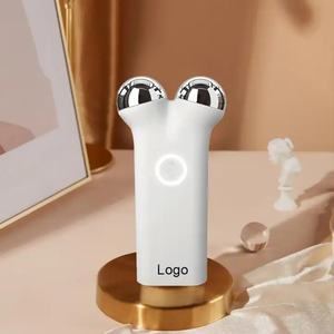 Masseur facial 3D personnalisé avec logo, rechargeable par USB, vibration, micro-courant, lifting du cou, rouleau de massage pour le visage - Product Image 2