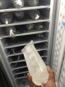 Système solaire commercial, congélateur vertical à glaçons, double alimentation, adaptateur CC/CA, 24V, 198L, <span class=keywords><strong>7</strong></span> couches par jour, 60KG, machine à glaçons solaire, réfrigérateur - Product Image 4