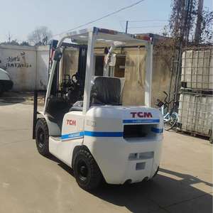 Montacargas TCM de 3 Toneladas Usado en Buen Estado, Fabricado en Japón, Modelo FD30, Diésel, Neumáticos Sólidos, Mástil de Dos Etapas - Product Image 5