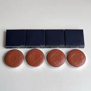 Poudre Compacte Contrôle Sébum Digu Bronze 9g Ao02 Fini Clair-Naturel Doux-Naturel Chaleureux pour Tous Types de Peaux - Product Image 1