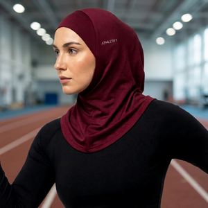 Hiyab Deportivo Color Carmesí Sólido para Mujeres Musulmanas, Transpirable, Absorbente de Humedad, Protección UPF50, Ecológico, Elástico en Cuatro Direcciones, Capucha para Correr - Product Image 1