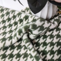 Tissu de velours doré imprimé de luxe Super à la mode 100% polyester léger tricoté pour le textile à la maison et les filles
