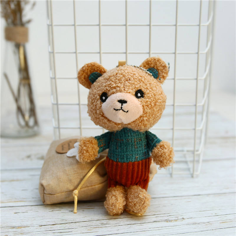 Without heart ordinary necklace green clothes