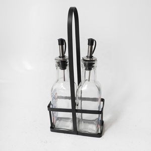 170 ml 2 pièces Mini bouteille en verre pour huile <span class=keywords><strong>de</strong></span> cuisson et <span class=keywords><strong>vinaigre</strong></span> avec support d'affichage noir - Product Image 1