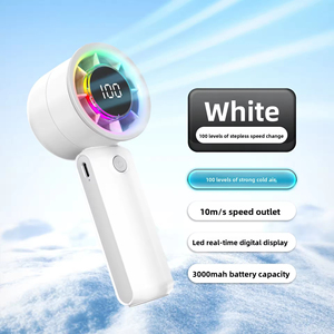 พัดลมพกพาความเร็วสูง ไฟสีสันสดใส เครื่องทำความเย็นแบบพกพา ควบคุมแรงลมได้อย่างไร้ขั้นบันได สำหรับตั้งแคมป์กลางแจ้ง โต๊ะทำงานในสำนักงาน - Product Image 1