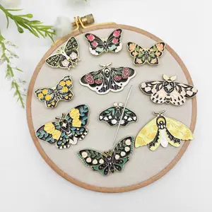 High Quality Custom Design Needle Minder Soft Enamel Lapel Pin Cute Metal Floral Butterfly Badges