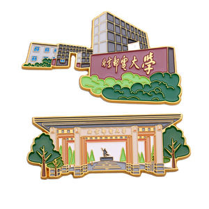 Aimants en émail métallique modernes, formes personnalisables d'adorables aimants de réfrigérateur de dessins animés, motifs sur le thème du voyage pour souvenirs de visites de la ville - Product Image 5