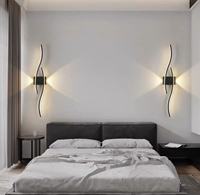 Applique Murale LED Moderne à Cadre en Fer pour Salon, Fond de Télévision et Chevet de Chambre – Design Luxueux et Simple – Garantie 3 Ans