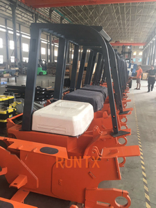 Carretilla elevadora diesel 3t con accesorios giratorios - Product Image 5