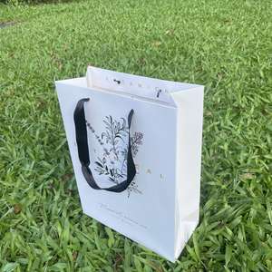 Bolsa de Papel Reutilizable Personalizable, Ecológica, Resistente a la Humedad, con Recubrimiento, Logotipo Personalizado, Lavable, Duradera, para Envasado de Alimentos y Regalos - Product Image 5