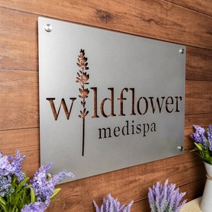 Grande LOGO aziendale personalizzato in metallo con segni di <span class=keywords><strong>taglio</strong></span> <span class=keywords><strong>LASER</strong></span> segno di affari in metallo per esterni segni grafici personalizzati commerciali - Product Image 1