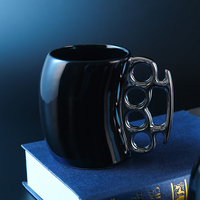 Nouveaux produits 2026 : Tasse à café créative en céramique de 400 ml avec poignée, motif Brass Knuckle Duster, personnalisable