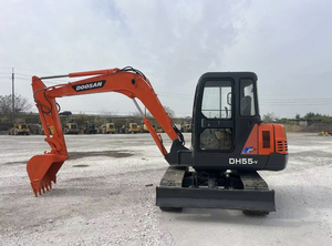 รถขุด DOOSAN DH55 5.5 ตัน มือสอง เครื่องยนต์ยันม่าร์ ปั๊มไฮดรอลิก Doosan Mottrol วาล์ว KYB ชั่วโมงการใช้งานต่ำ สภาพ 90% ปี 2023 พร้อมวิดีโอ - Product Image 3