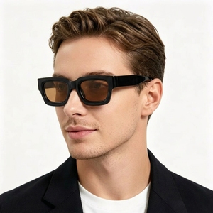 Gafas de Sol de Diseño de Lujo con Función de Visión Nocturna, Montura Cuadrada Retro Pequeña y Gruesa, Lentes de Color con Logotipo, Protección UV400 - Product Image 2