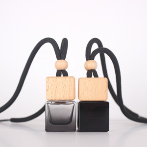 Chai đựng tinh dầu treo trang trí hình vuông 8ml, khuyến mãi nhà máy, chai thủy tinh rỗng, làm thơm ô tô - Product Image 6