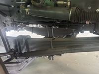 Camion benne d'occasion Sinotruck Howo 375 ch 8x4 à conduite à droite à vendre